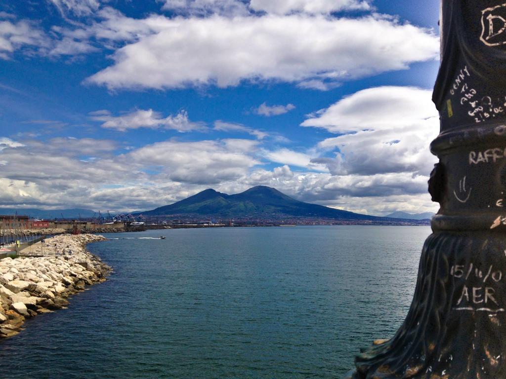 Monolocale Nel Cuore Di Napoli Apartment Room photo